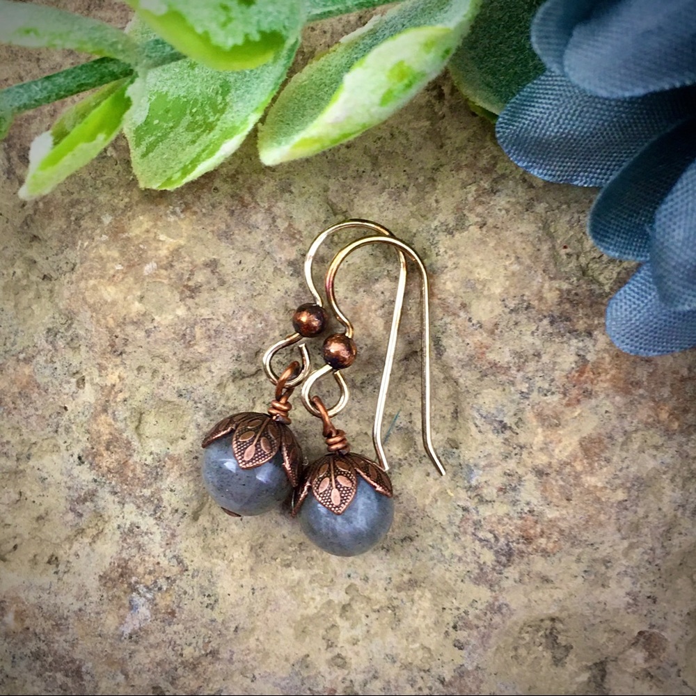 Labradorite copper silver bead Dan dainty earrings - Picture 1 of 4